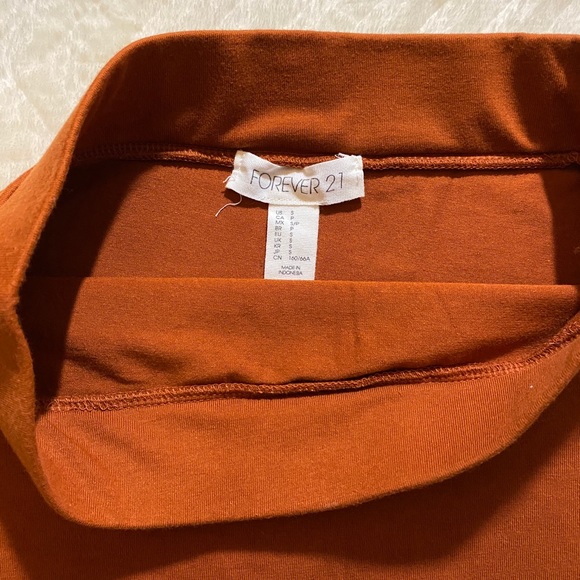 FOREVER 21 MINI SKIRT - Picture 2 of 2
